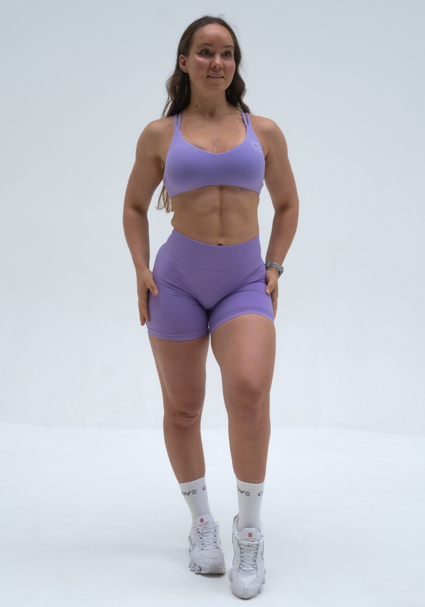 UNITY V-Shape Scrunch Shorts - Lavender Lilac