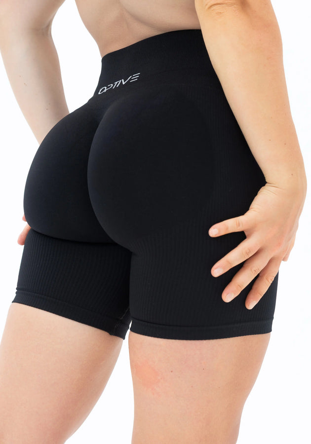 DIVINE Scrunch Shorts - Deep Black