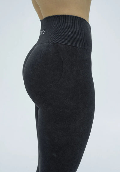INITIUM 2.0 Scrunch Leggings - Stone Black