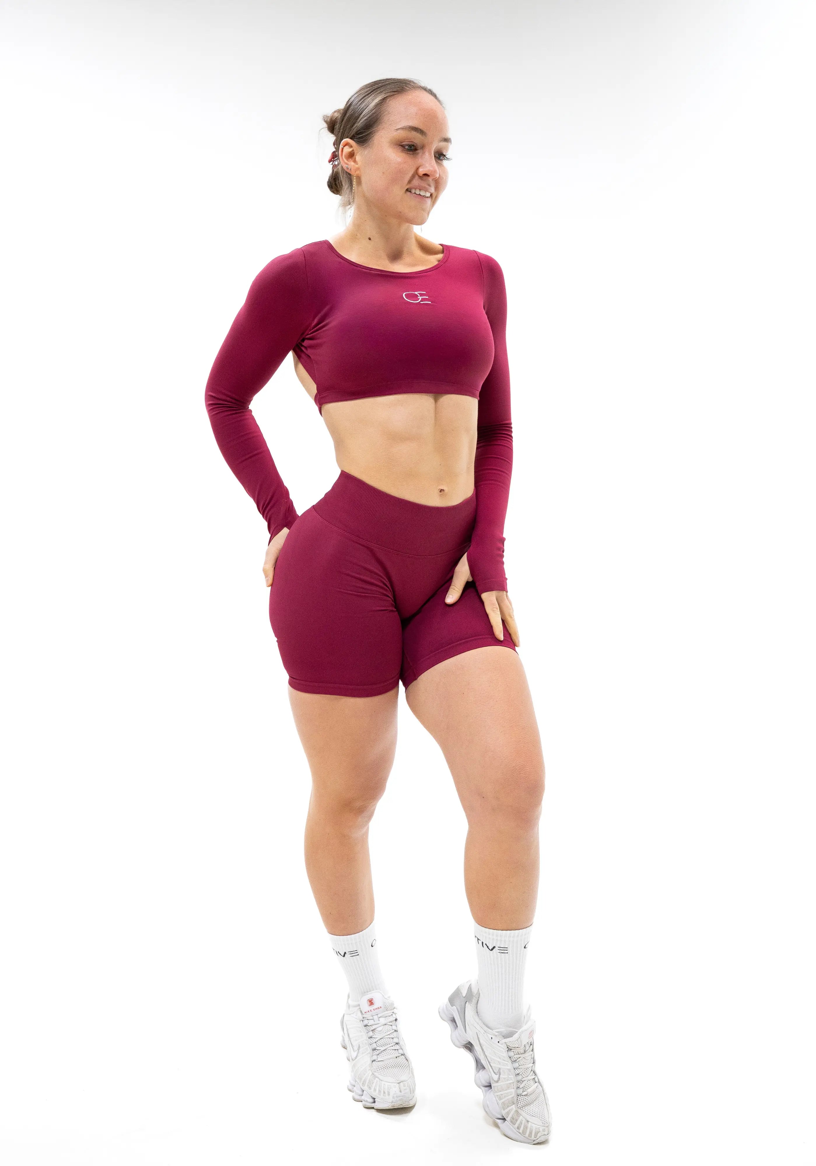 DAVOMI Open Back Longsleeve - Bordeaux Red (Limited Edition)